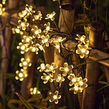Lámpara solar decorativa para exteriores con luces de cerezo, 1 cuerda, material plástico, temática floral, regulable, control con botón, 8 modos de iluminación, panel solar en marco metálico, iluminación para jardín | Luz elegante | Duradera, luces sola