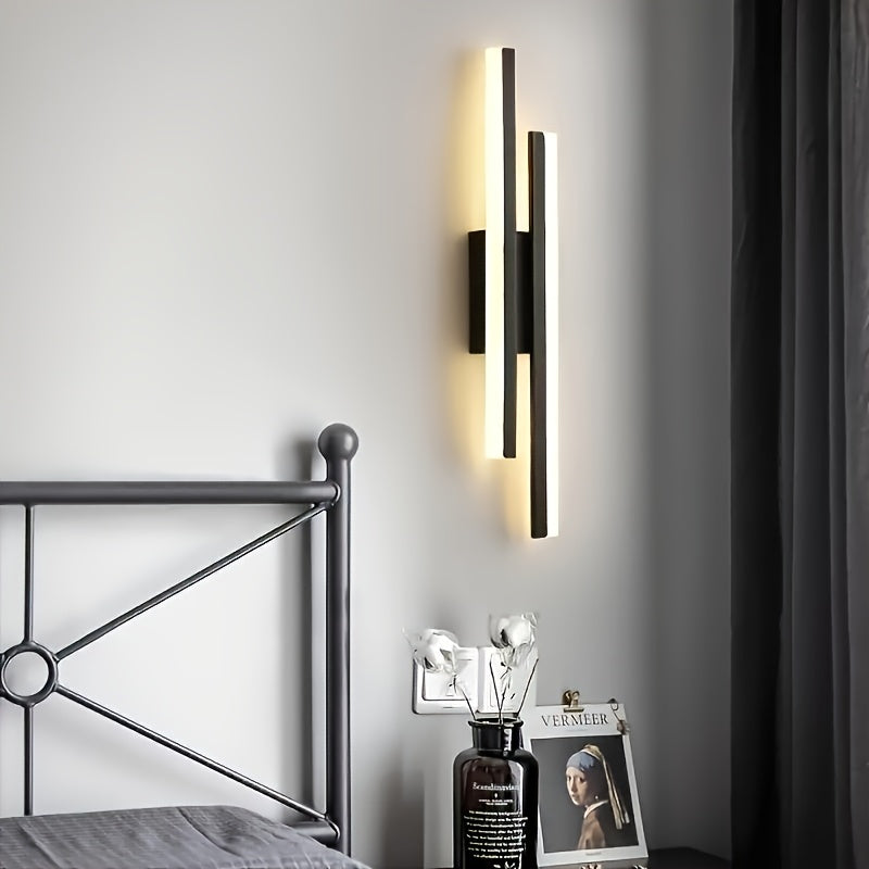 Aplique de pared LED moderno con temperatura de color ajustable en 3 tonos, acabado metálico envejecido, montaje semiempotrado para recámara y sala, incluye hardware de instalación, conexión directa 110-240V, sin necesidad de baterías, iluminación para r