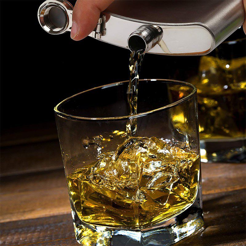 Licorera Whiskera Cantimplora Acero Inoxidable 8 Oz De bolsillo RF 448