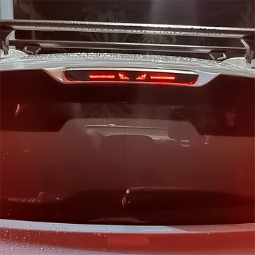 Calcomanías para luces de freno con estilo, alta visibilidad, aspecto de fibra de carbono, material PET duradero, adhesivas para mayor seguridad y estilo personalizado del vehículo, calcomanías para frenos