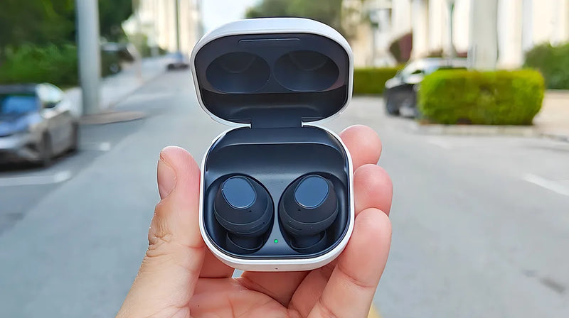 Auriculares In-ear Inalámbricos Samsung Buds Fe Sm-r400nzaaxar Grafito.