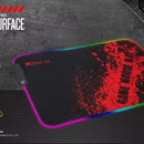 Mouse Pad Xtrike Me Gamer Iluminacion Y Base Antideslizante Color Negro