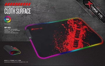 Mouse Pad Xtrike Me Gamer Iluminacion Y Base Antideslizante Color Negro