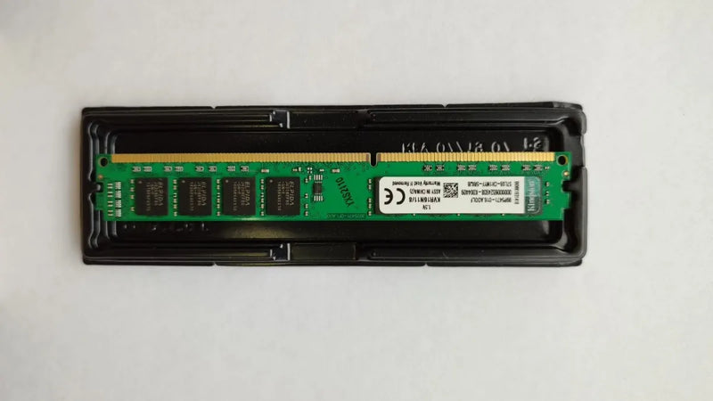 Memoria RAM ValueRAM color verde 8GB Kingston KVR16N11/8