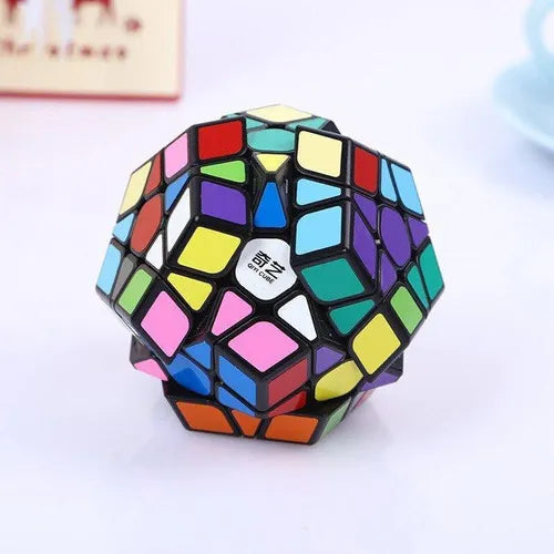 Cubo Rubik 3x3 Qiyi Fondo Negro Speed Cube