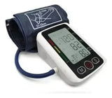 Combo De Oxímetro +tensiómetro Digital Con Voz + Termómetro Blanco