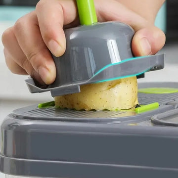Cortador De Verduras Mandolina 28 En 1 Rallador Rebanador Verde