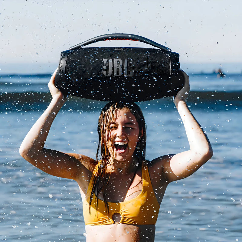 Parlante JBL Boombox 3 portátil con bluetooth waterproof squad