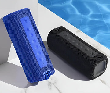Parlante Xiaomi Mi MDZ-36-DB portátil con bluetooth waterproof azul