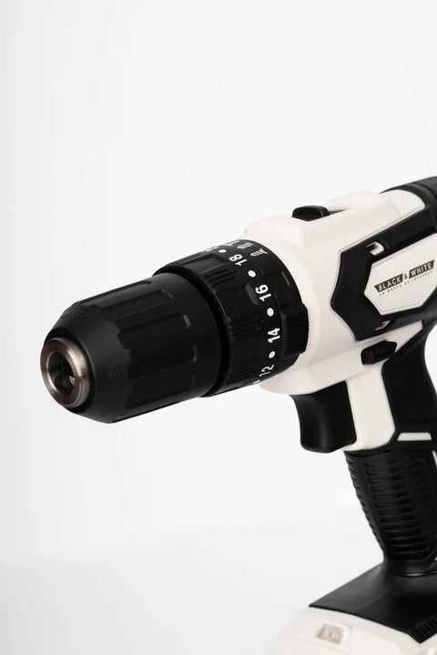 Taladro Percutor Atornillador Recargable 18v 1/2 Black&white Blanco/negro 60hz