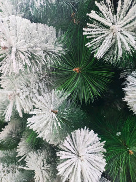 Árbol De Navidad Pino Nevado 1.80 Metros Verde