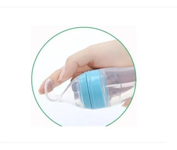 Biberon Con Cuchara En Silicona Para Bebes Color Colores Liso