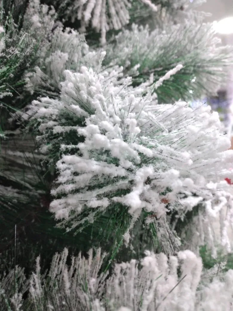 Árbol De Navidad Pino Nevado De 150cm Verde