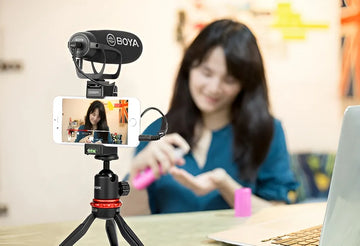 Micrófono Condensador Super Cardioide Boya BM2021 Tipo Shotgun Para Cámaras DSLR Videocámara Celular PC Alto Rendimiento De Sonido Micrófono Profesional Plug & Play Peso Ligero Super Compacto Práctico