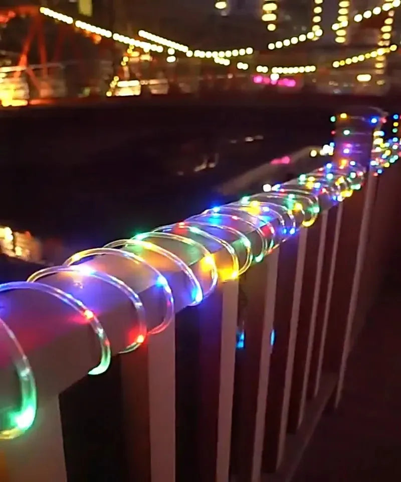 Luz Led Solar Navideña, Manguera X 12 Metros Y 100 Leds Multicolor