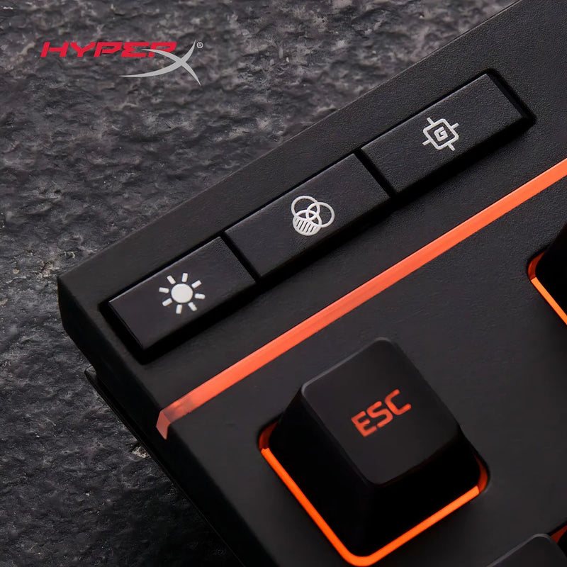 Teclado gamer HyperX Alloy QWERTY Membrana español latinoamérica color negro con luz RGB