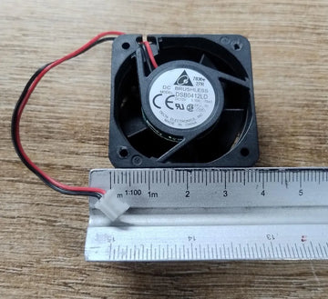Ventilador De Refrigeración 4x4x2cm Brushless 12v 2 Cables