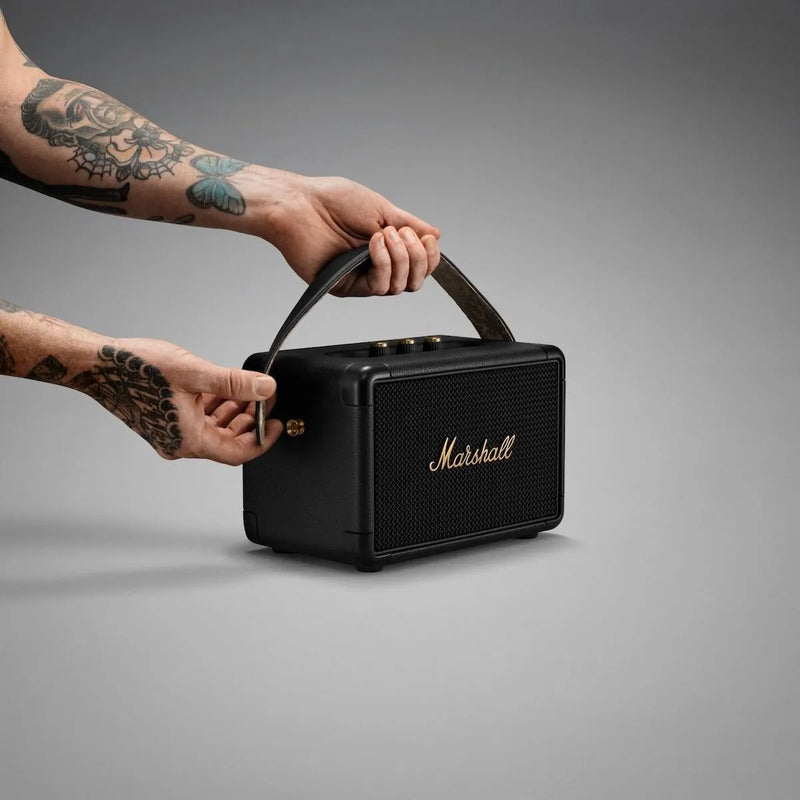 Marshall Kilburn || Parlante Portátil Bluetooth Negro/latón Color Negro
