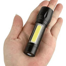 Linterna táctica recargable Ditro MINI LN961 cor negro luz blanco