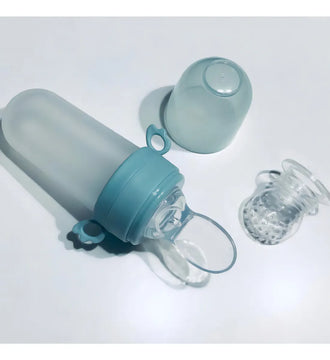Tetero Biberón Azul Dispensador Alimentos Bebés 40 Ml Uso Azul Chupo 3 Tamaño Alimento + CAyuda Habilidades Control Sin Bpa Libre Bps Sin Ftalatos Silicona Grado Alimenticio Versátiluchara Dispensar