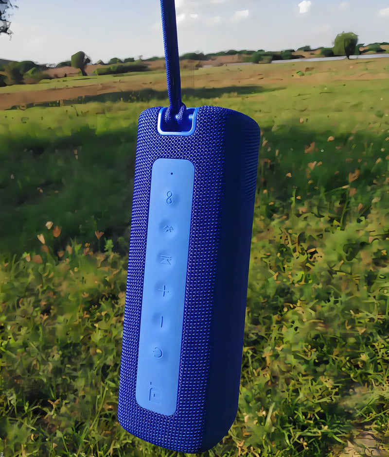 Parlante Xiaomi Mi MDZ-36-DB portátil con bluetooth waterproof azul