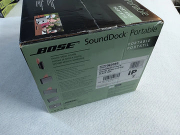 Parlante Bose Sounddock Portable - Gloss Black Plateado,negro
