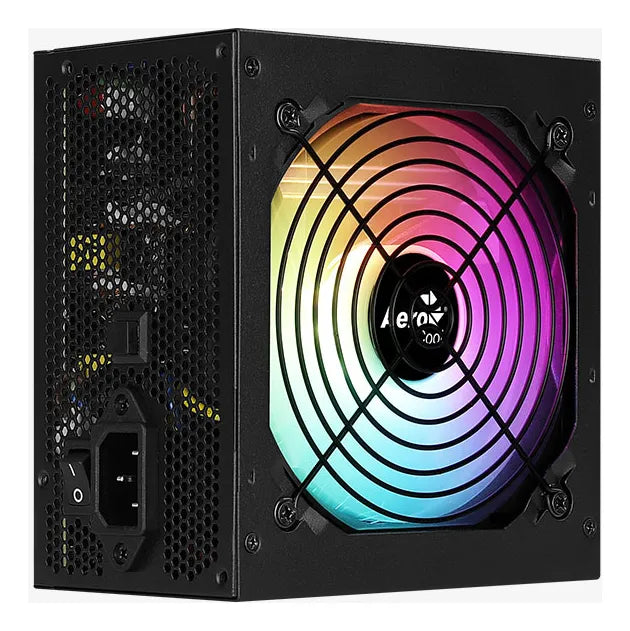 Fuente De Poder Gamer Aerocool Dorado 750w 80 Gold Argb Color Negro