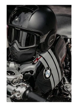 Limpiador En Seco De Cascos Y Uniformes Simoniz