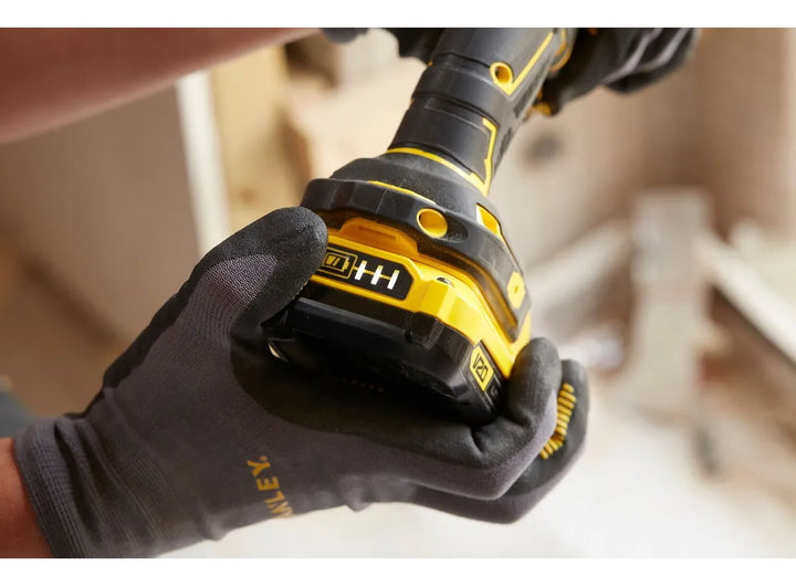 Taladro Atornillador Stanley 20v Bl 1/2 2 Bat Sbd710c2k-b3 Amarillo