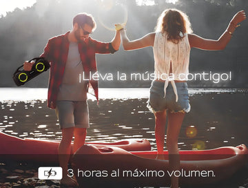 Parlante Aiwa AWS700BT portátil con bluetooth waterproof negra