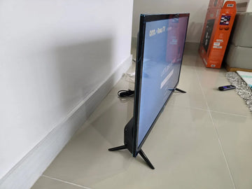 Smart Tv 32 Hd Plano Delgado Netflix