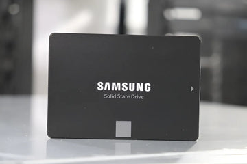 Disco sólido interno Samsung 870 EVO MZ-77E500 500GB negro