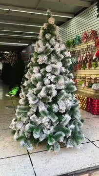Árbol De Navidad Pino Nevado 2.10 Metros Verde