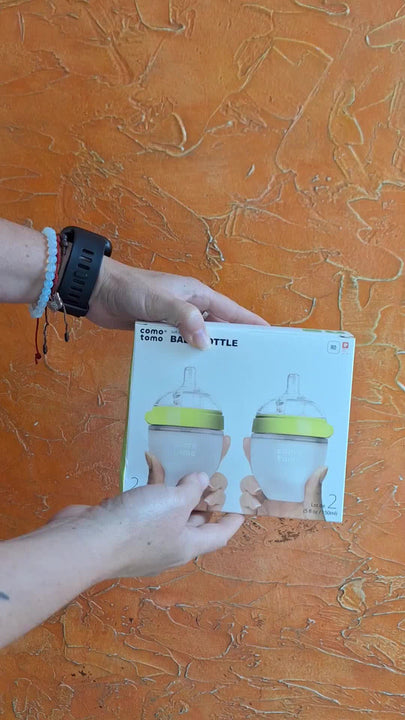 Comotomo biberón de silicona 150ml anticólico color verde 2 unidades