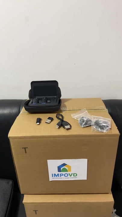 Micrófono Inalambrico Solapa Color Negro Conexión USB tipo C Portátil Iphone Android Compatible Apple Filtro Antipop Condensador Estuche Carga 3 en 1 Combo Duo