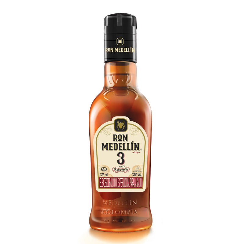RON MEDELLIN ANEJO MEDIA