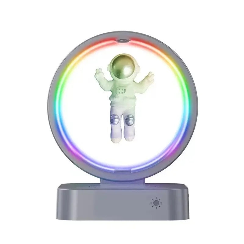 Radio Parlante Bluetooth Con Carga Inalámbrica Diseño Astronauta Y-558