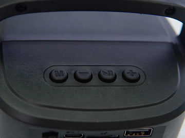 Radio Parlante RGB ZQS1330