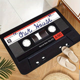 1 alfombra de bienvenida con diseño de casete retro, antideslizante y absorbente de poliéster para interiores, lavable a máquina, respaldo de PVC, decoración rectangular para entrada o porche