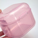 Un dispositivo de desinfección de herramientas de uñas de alta calidad con un diseño transparente cuadrado y accesorios de limpieza de cabeza de pulido.
