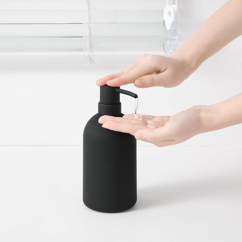 Dispensador de jabón de gran capacidad de color negro mate de 16oz - Plástico libre de ftalatos, autosoportante, no necesita electricidad para uso en cocina y baño