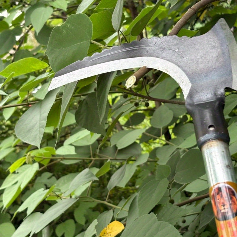 Guadaña Profesional de Jardinería de Acero Aleado - Corte Manual de Césped, Ramas y Malezas - Mango Largo (57 cm/22.4 pulgadas) para Jardinería, Agricultura y Paisajismo - Herramienta Agrícola Duradera sin Electricidad, Diseño Ergonómico, Equipo de Granj