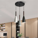 Lómpara de techo nórdica moderna de 3 cabezas en negro, blanco y gris - Zócalo E27, cableado, hardware de instalación incluido para decoración de oficina, cocina y comedor, iluminación de comedor | Lámpara de techo elegante | Candelabro de hierro fundido