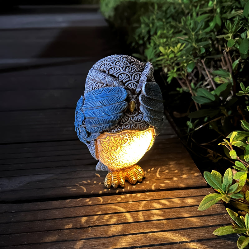 XXOASIS Búho Azul Luz Solar, Artesanía de Resina, Estatua Creativa No Ver No Oír No Hablar, Proyección de Patrón Hueco, Regalo para Jardín Patio Césped Patio Balcón Estanque, Control de Interruptor, Batería de Níquel Cargada Solar 80mAh