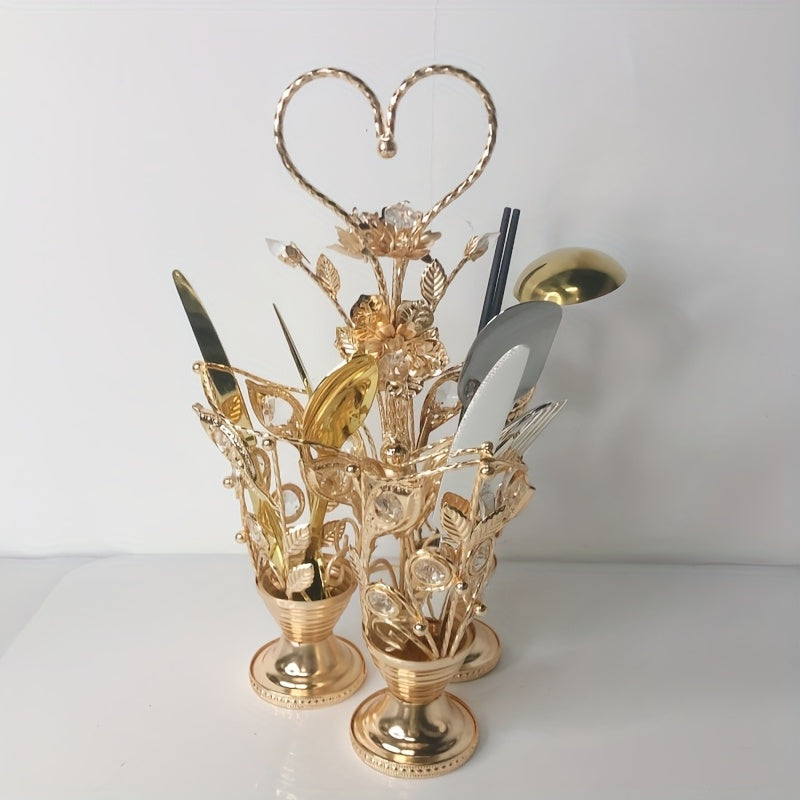 Un soporte de cocina de metal - un soporte para cuchillos, tenedores y palillos, un cajón de almacenamiento para cucharas y tenedores, un soporte de drenaje multifuncional para vajilla, adecuado para uso doméstico.