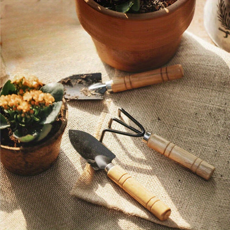 Juego de Herramientas de Jardín de 3 Piezas con Mangos de Madera - Paleta, Pala y Tenedor de Metal Duradero - Ideal para Jardinería y Plantación, Cultivo de Suelo|Herramientas de Jardín Rústicas|Herramientas con Mango de Madera