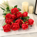 15 rosas artificiales rojas de textura aterciopelada con tallo, perfectas para decoración en San Valentín, Día de la Madre y Navidad | Ideal para decorar hogar, oficina, bodas y fiestas | Regalo romántico sin pilas ni energía requerida | Arreglo floral e