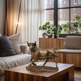 Escultura de toro dorado de lujo TY, estatua de toro en resina para decoración de hogar y oficina, adorno versátil para interiores y exteriores, no requiere electricidad