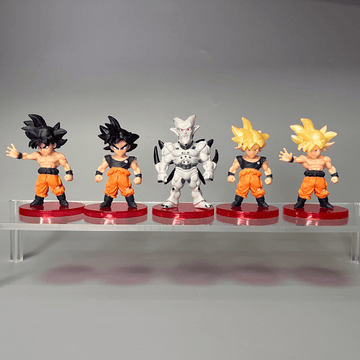 21 figuras de personajes populares del anime, incluyendo a los héroes Saiyan como Bulma, Vegeta y Piccolo, Frieza. Recibe 1 pieza al azar para decoración de escritorio