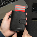 Cartera de Cuero PU Negra para Hombre CarrKen - Estilo Elegante de Negocios con Cierre Seguro a Presión, Gran Capacidad y Múltiples Ranuras para Tarjetas - Regalo Ideal para el Profesional Moderno